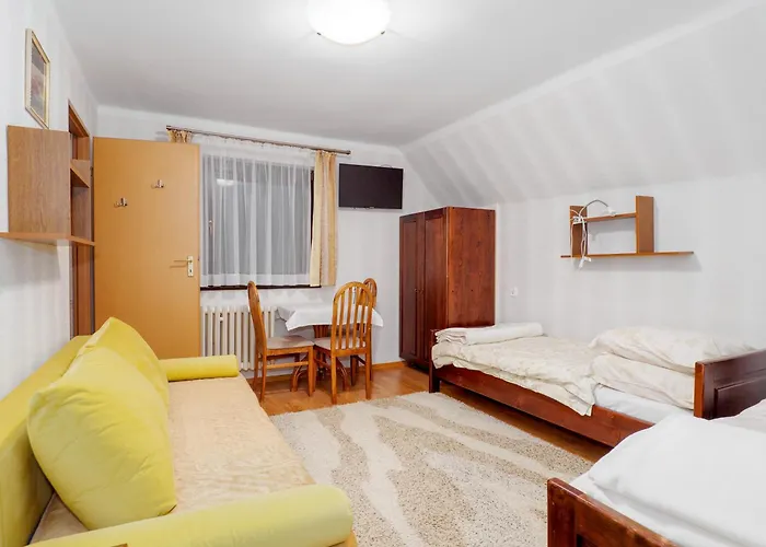 Goscinne Wapienik * ויסלאו